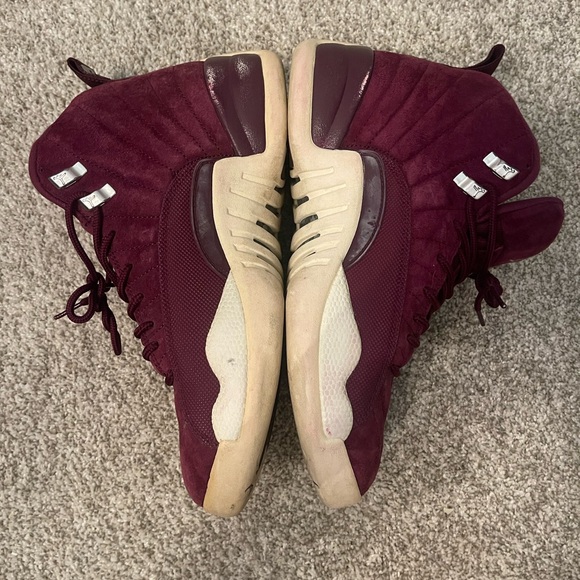 Air Jordan 12 Retro "Bordeaux" sneakers - Suede High-Top - Picture 3 of 6